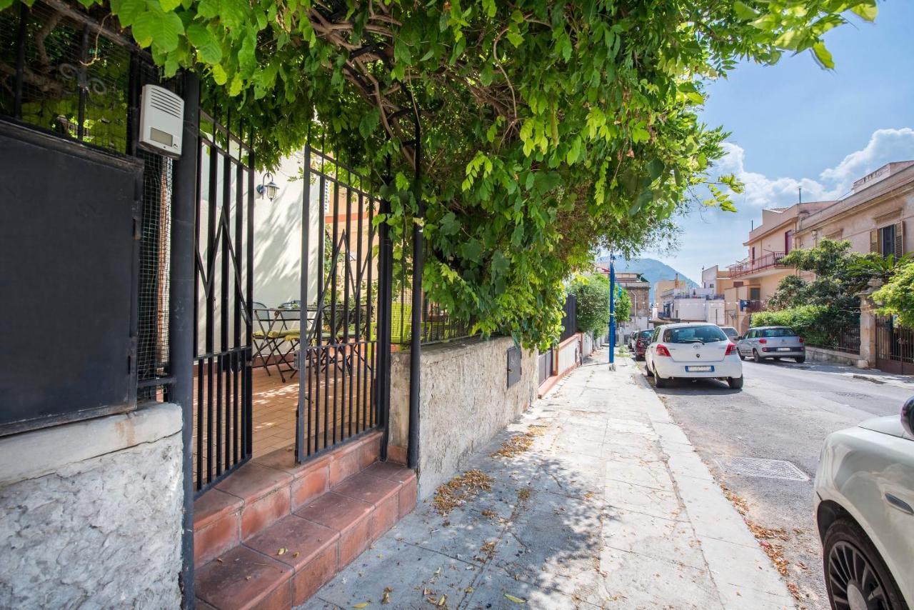 La Casa Di Sara A Mondello Apartment Екстериор снимка